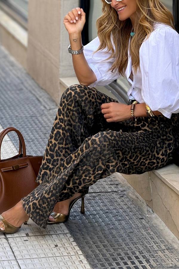 Dżinsy z Wysokim Stanem w Motyw Leopardzi dla Kobiet – Styl Chic i Komfort