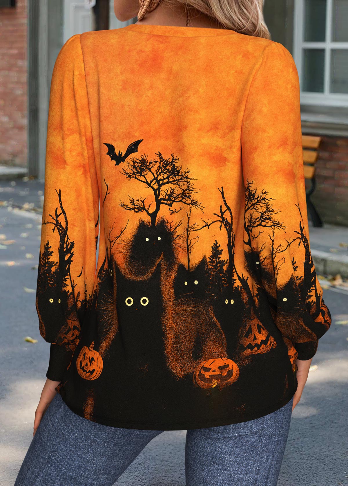 Pomarańczowa koszulka z długim rękawem na Halloween z widocznymi szwami