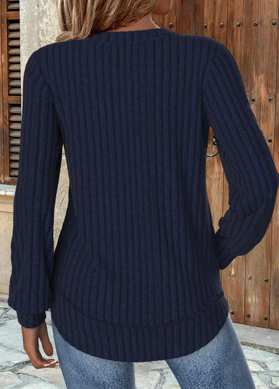Bluza Damska Navy – Komfort i Codzienna Elegancja