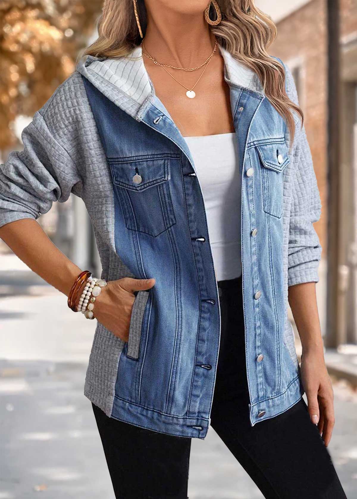 Kurtka z kapturem w niebieski patchwork denim