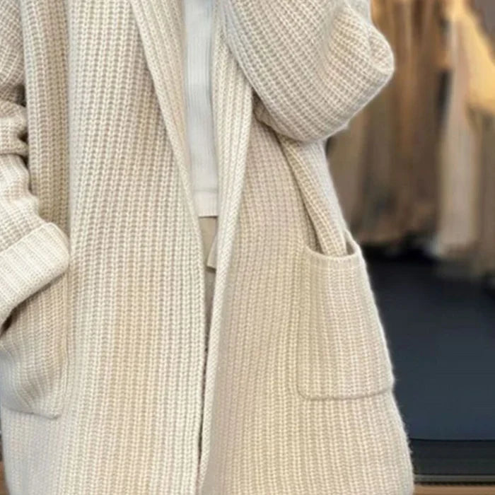 Stylowy dziergany sweter z kieszenią