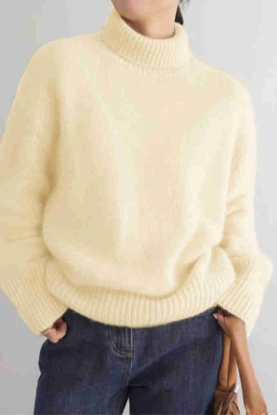 Sweter o luźnym casualowym kroju