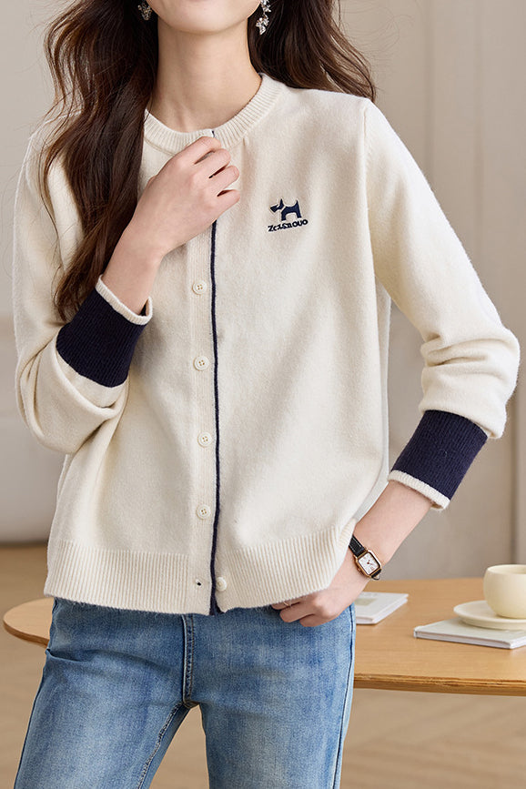Casualowy Sweter na Guziki z Haftem