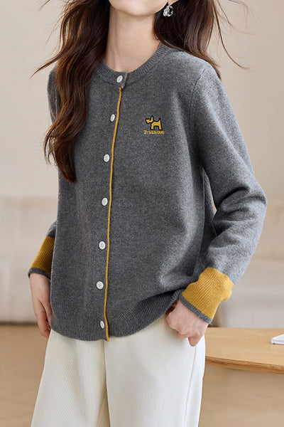 Casualowy Sweter na Guziki z Haftem