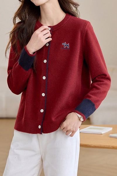 Casualowy Sweter na Guziki z Haftem