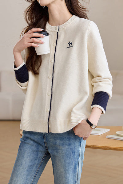Casualowy Sweter na Guziki z Haftem