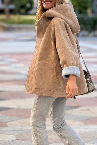 Kurtka Kaki Oversize z Kapturem – Styl Casual i Chic