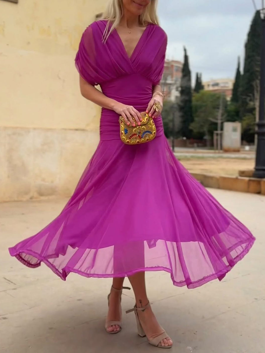 Elegancka Sukienka z Boutonnière dla Kobiet