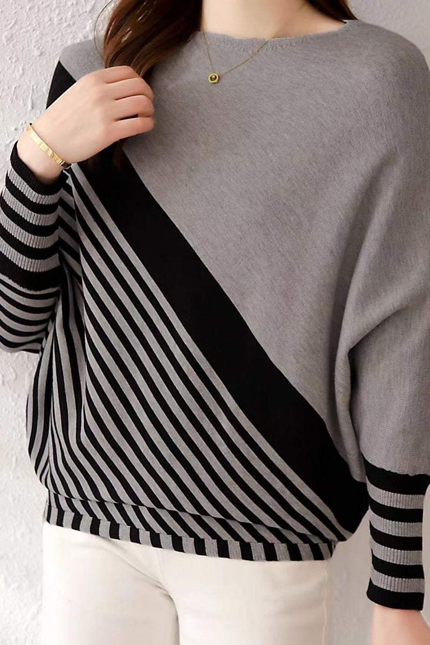 Klasyczny plisowany sweter w paski